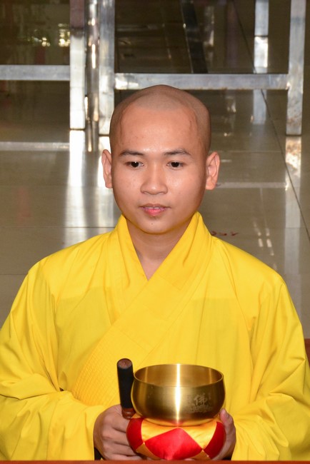 Parade of carriages decorated with flowers of Wisdom Nurturing class to welcome the Buddha's Birthday.