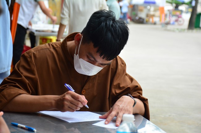 Humanitarian Blood Donation