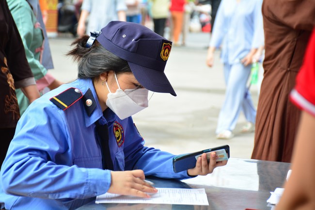 Humanitarian Blood Donation