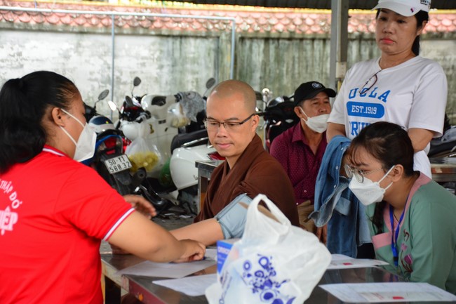 Humanitarian Blood Donation