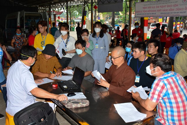 Humanitarian Blood Donation