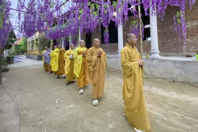 Solemnity of the Buddha's Great Birthday Ceremony at  Van Dai Phuoc Pagoda