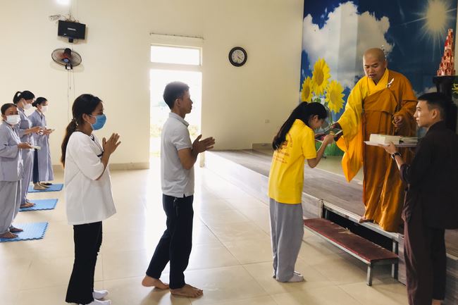 Three-Jewel Refuge Ceremony at Dong Cao Pagoda
