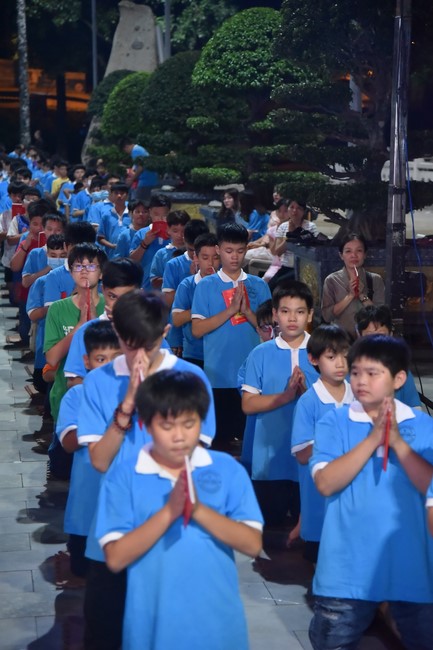 The 6th Day of Huong Phap Branch 's Teenage Retreat, Cu Chi