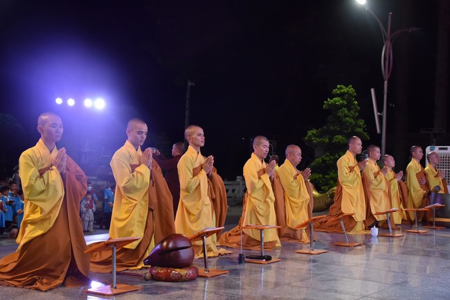 The 6th Day of Huong Phap Branch 's Teenage Retreat, Cu Chi