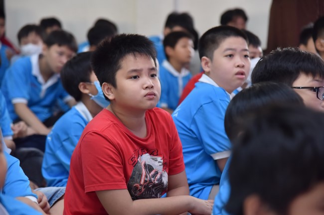 The 6th Day of Huong Phap Branch 's Teenage Retreat, Cu Chi