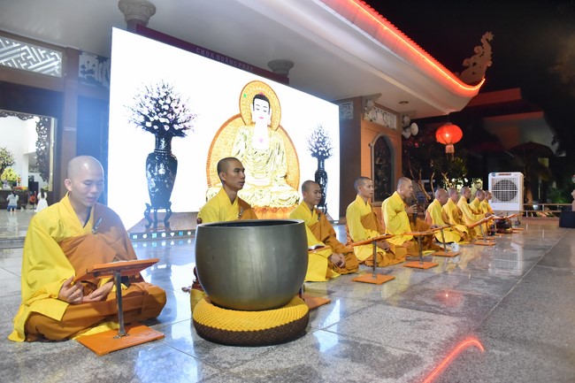 The 6th Day of Huong Phap Branch 's Teenage Retreat, Cu Chi