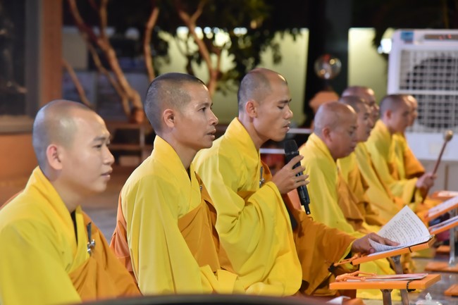 The 6th Day of Huong Phap Branch 's Teenage Retreat, Cu Chi