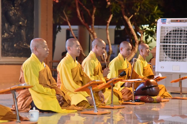 The 6th Day of Huong Phap Branch 's Teenage Retreat, Cu Chi