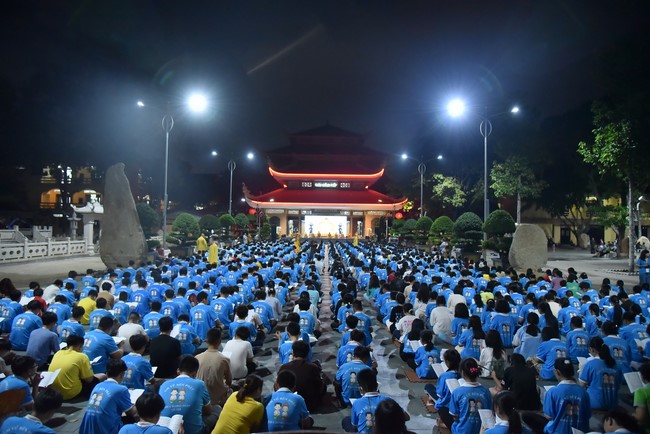 The 6th Day of Huong Phap Branch 's Teenage Retreat, Cu Chi