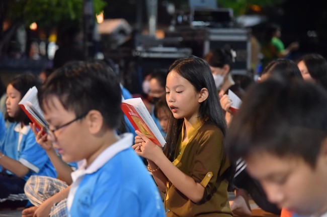 The 6th Day of Huong Phap Branch 's Teenage Retreat, Cu Chi