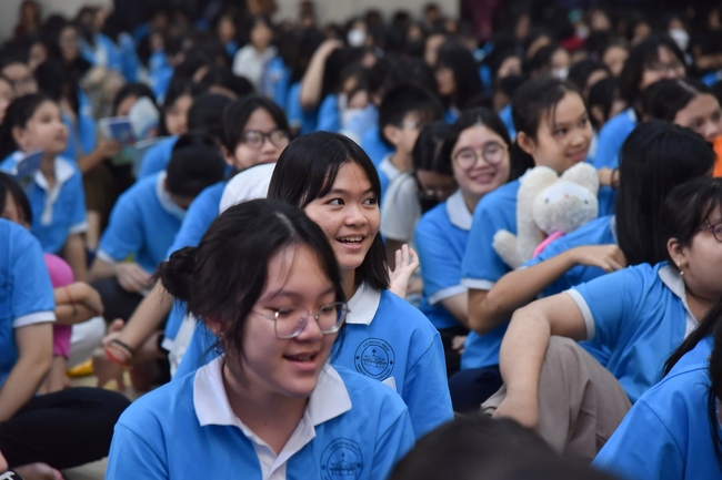 The Last Day of Huong Phap Branch 's Teenage Retreat, Cu Chi