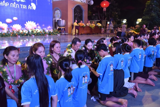 The Last Day of Huong Phap Branch 's Teenage Retreat, Cu Chi