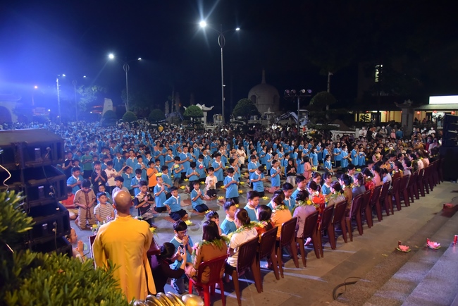 The Last Day of Huong Phap Branch 's Teenage Retreat, Cu Chi