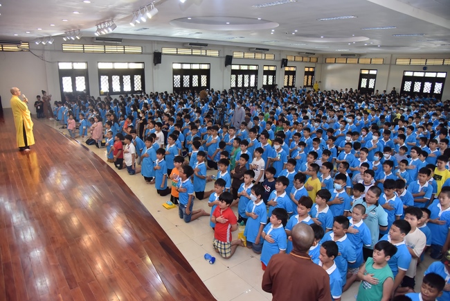 The Last Day of Huong Phap Branch 's Teenage Retreat, Cu Chi