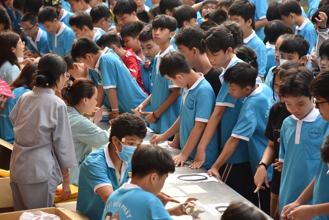 The Last Day of Huong Phap Branch 's Teenage Retreat, Cu Chi