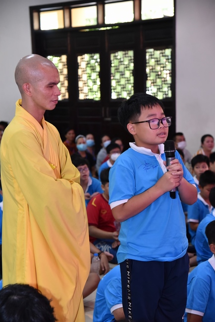 The Last Day of Huong Phap Branch 's Teenage Retreat, Cu Chi
