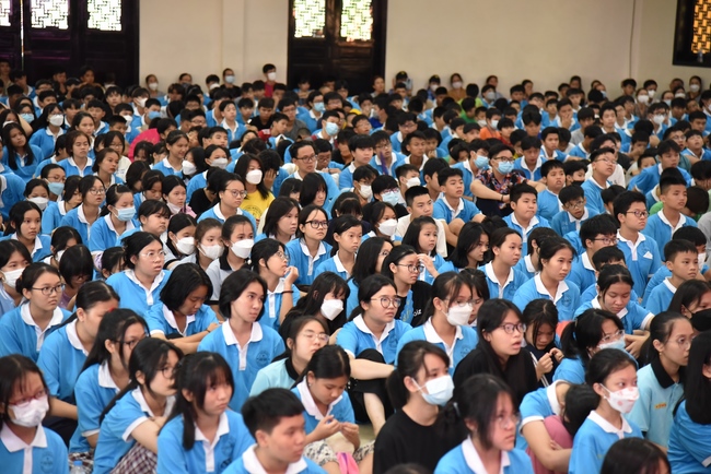 The Last Day of Huong Phap Branch 's Teenage Retreat, Cu Chi