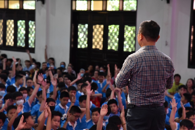 The Last Day of Huong Phap Branch 's Teenage Retreat, Cu Chi