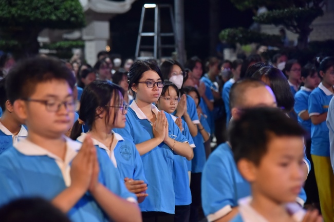 The Last Day of Huong Phap Branch 's Teenage Retreat, Cu Chi