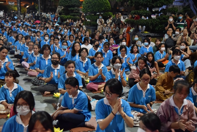 The Last Day of Huong Phap Branch 's Teenage Retreat, Cu Chi