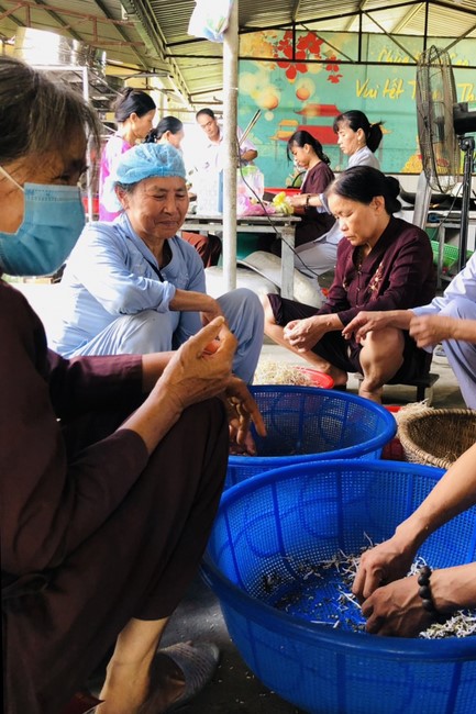 The charity program on May at Dong Cao Pagoda