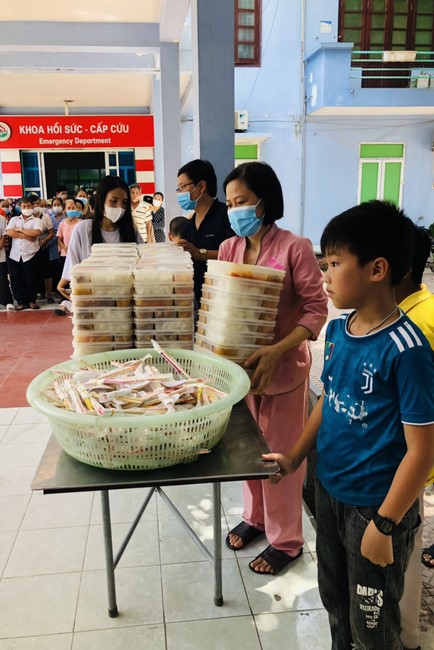 The charity program on May at Dong Cao Pagoda