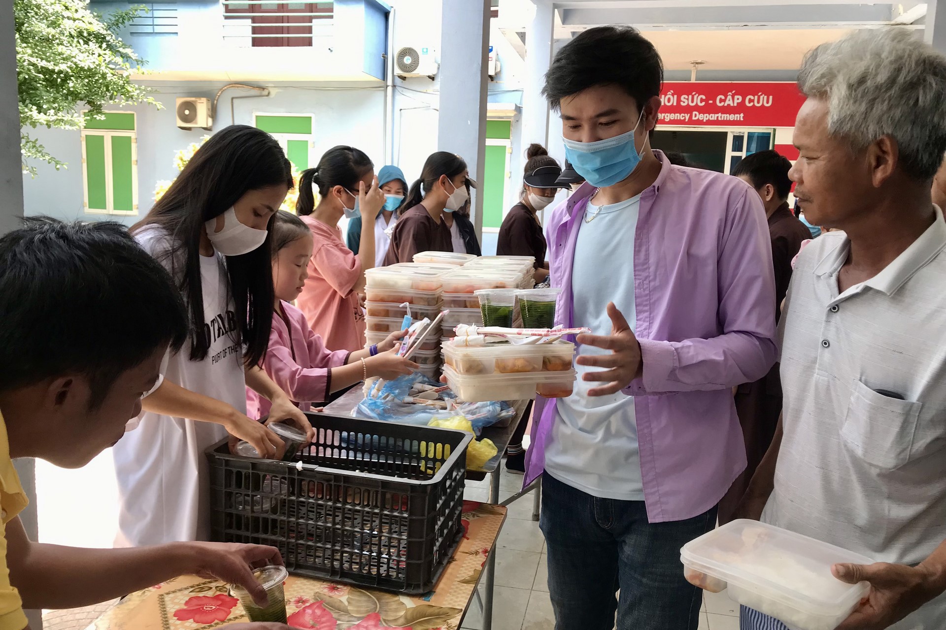 The charity program on May at Dong Cao Pagoda