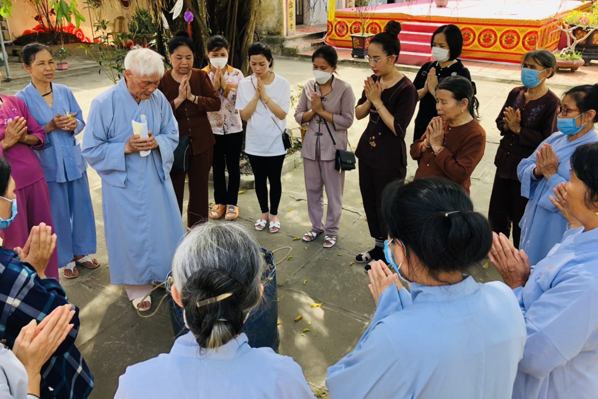 The charity program on May at Dong Cao Pagoda