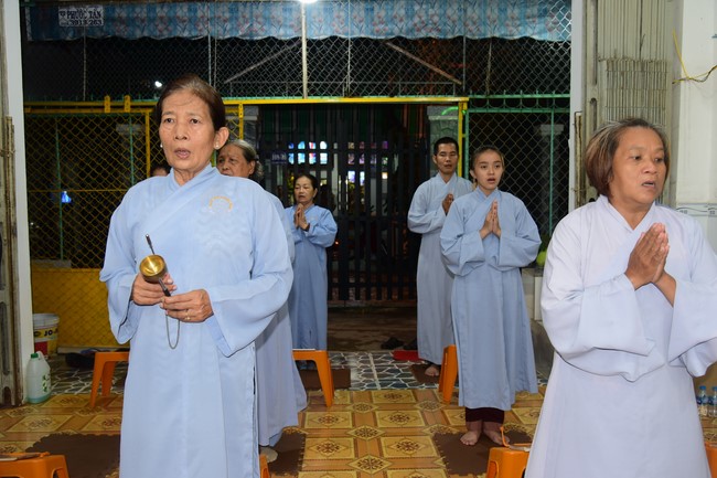 Lễ sám hối và tặng quà Đạo tràng Minh Chất, Cần Thơ