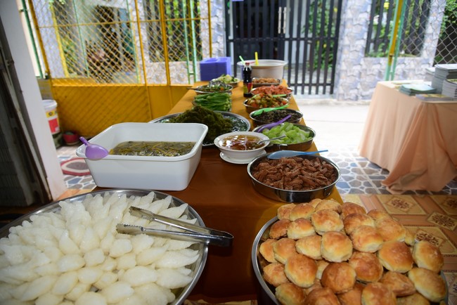 Tu niệm Phật một ngày tại Cần Thơ