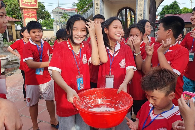 The 2nd day of Teenage Retreat in summer at Tay Khanh pagoda
