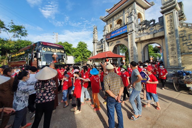 The 2nd day of Teenage Retreat in summer at Tay Khanh pagoda