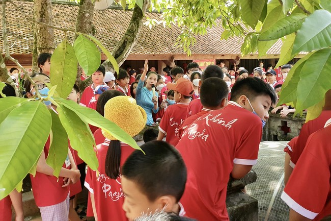 The 2nd day of Teenage Retreat in summer at Tay Khanh pagoda