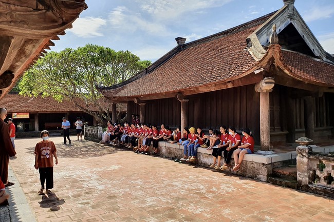 The 2nd day of Teenage Retreat in summer at Tay Khanh pagoda