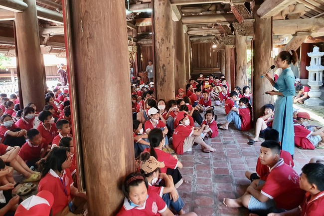 The 2nd day of Teenage Retreat in summer at Tay Khanh pagoda