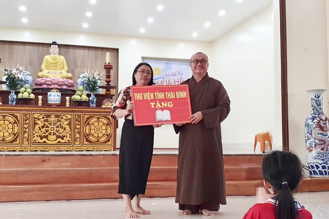 The 2nd day of Teenage Retreat in summer at Tay Khanh pagoda