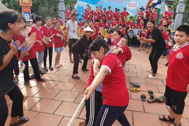 The 2nd day of Teenage Retreat in summer at Tay Khanh pagoda