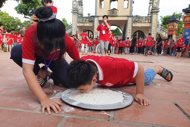 The 2nd day of Teenage Retreat in summer at Tay Khanh pagoda