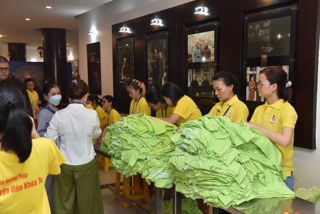 Entering of the Teenage Retreat - Temporary Ordination for Children