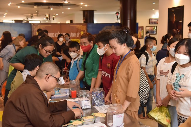Entering of the Teenage Retreat - Temporary Ordination for Children