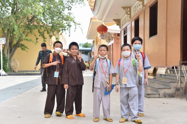 Entering of the Teenage Retreat - Temporary Ordination for Children