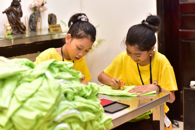 Entering of the Teenage Retreat - Temporary Ordination for Children