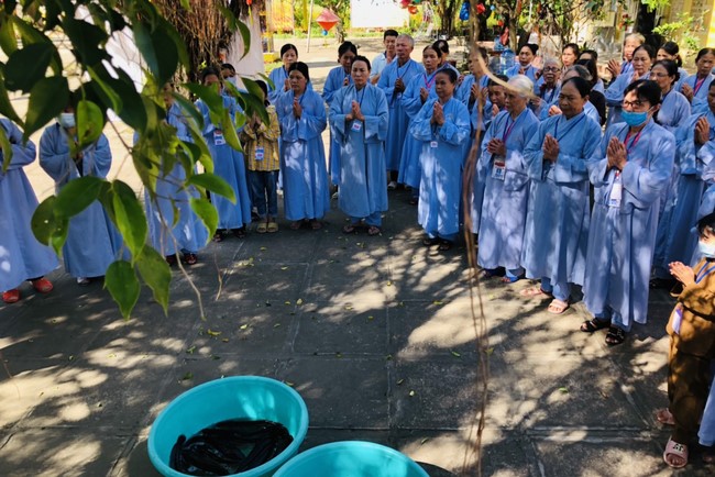 One - Day Retreat at Dong Cao pagoda
