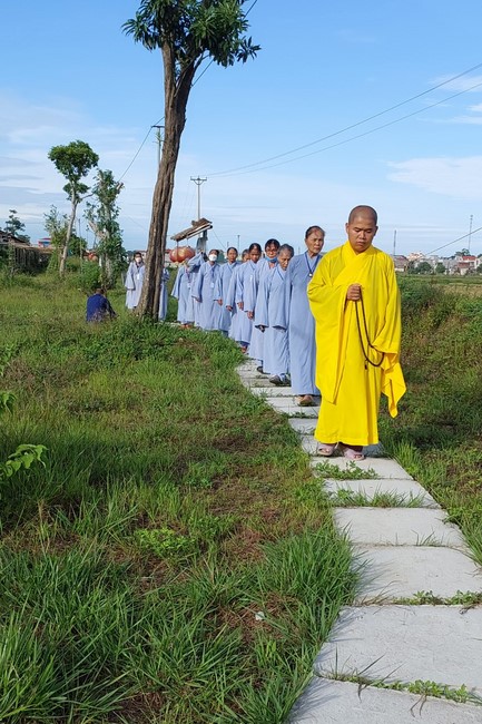 One - Day Retreat at Dong Cao pagoda