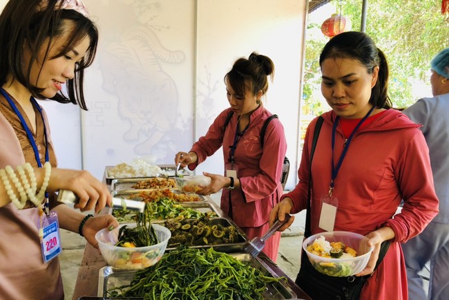 One - Day Retreat at Dong Cao pagoda