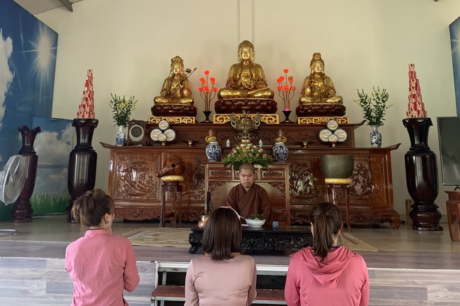One - Day Retreat at Dong Cao pagoda