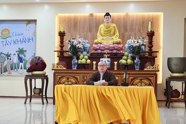 Last day of Teenage Retreat in summer at Tay Khanh pagoda