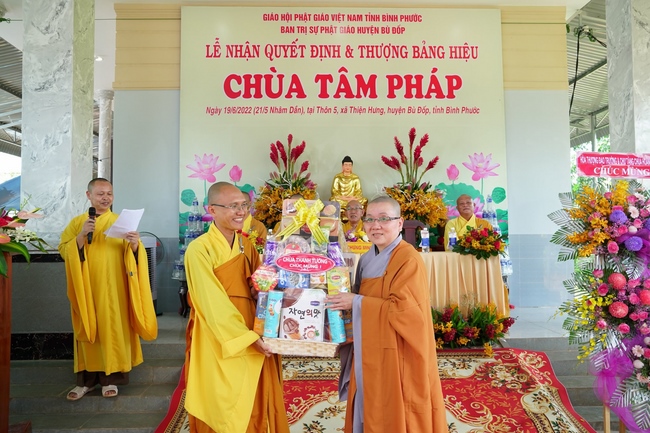 Lễ thượng bảng hiệu chùa Tâm Pháp – Bình Phước