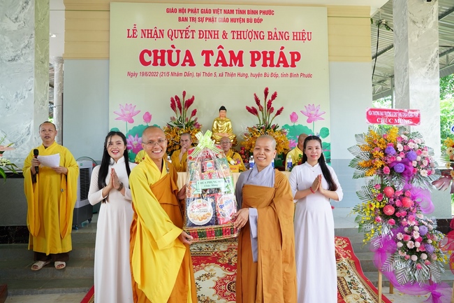 Lễ thượng bảng hiệu chùa Tâm Pháp – Bình Phước